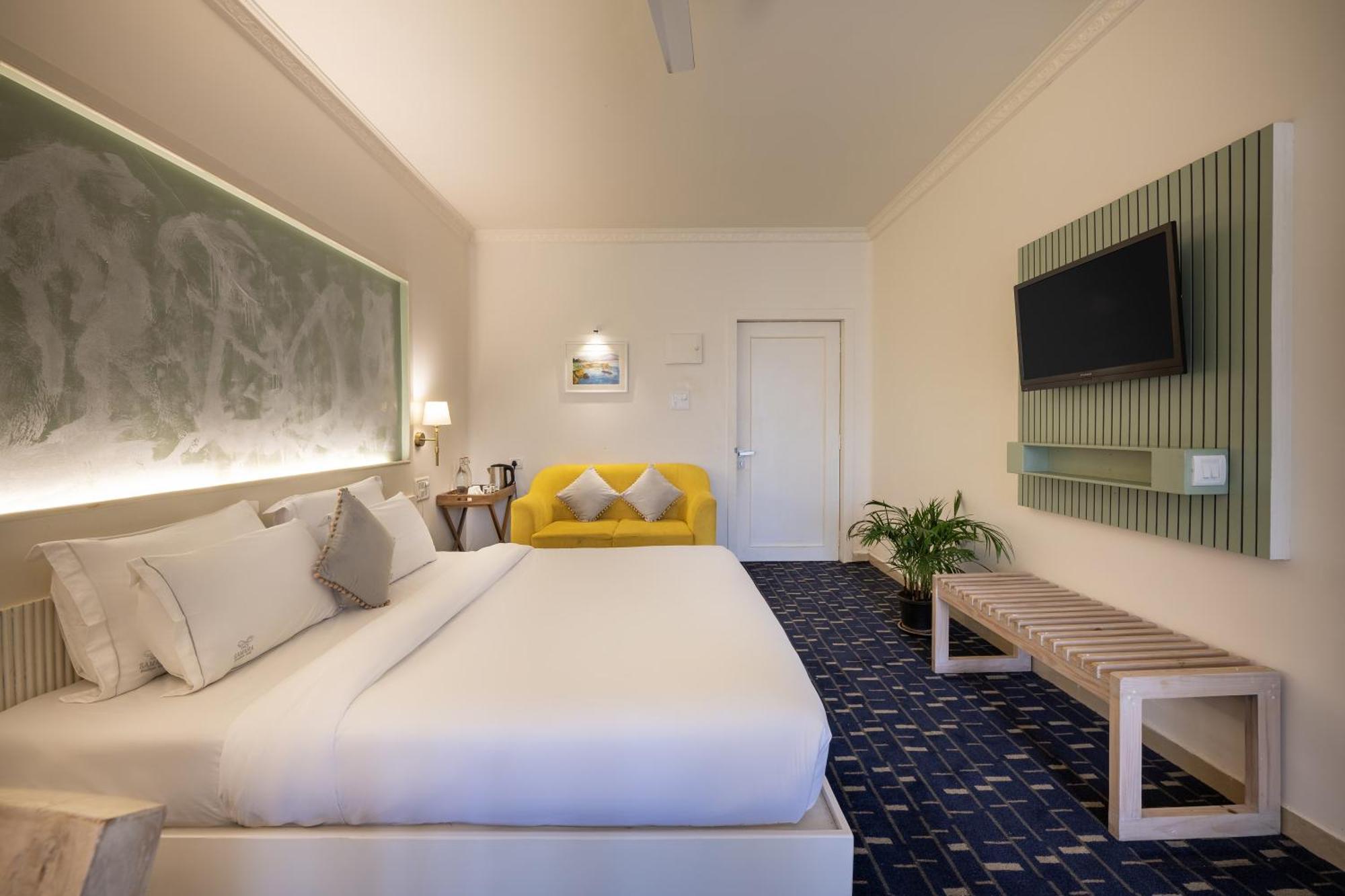 Echor Samara Morjim Goa Sea View Restro Hotell Exteriör bild